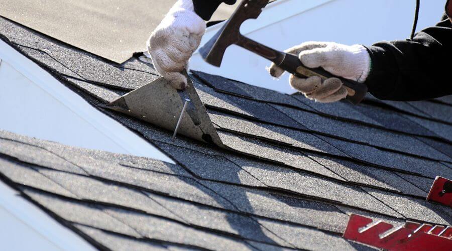 Professional gutter cleaning in Spencer, OH